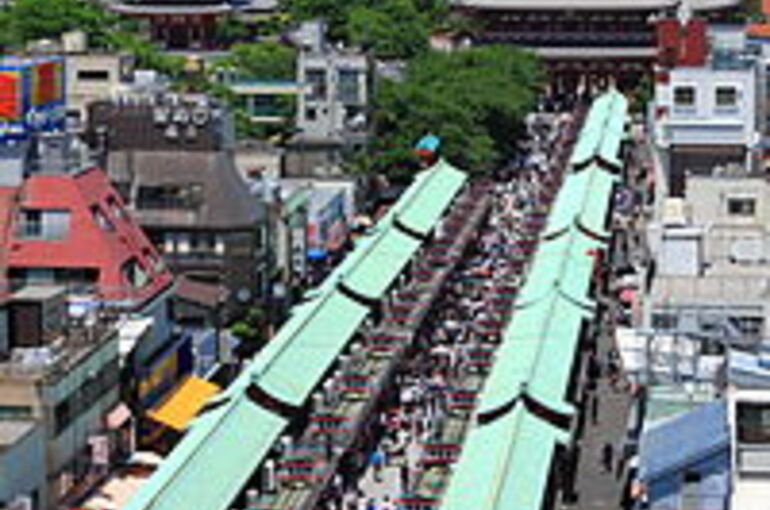 200px-Sensoji_2012