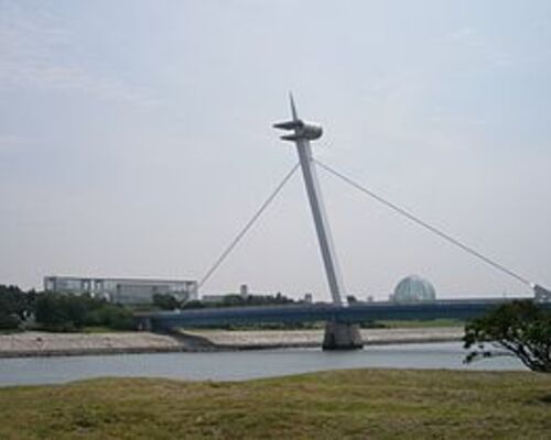 Kasai_Kaihin_Park,_Nagisa-bridge