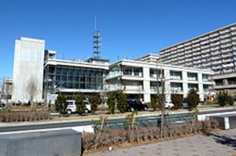 250px-Tachikawa_city_hall